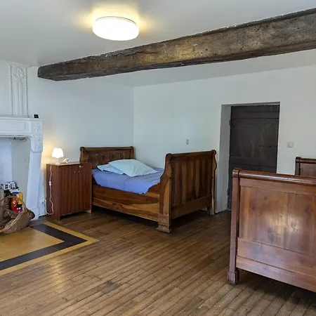 Maison Familiale Avec Piscine Privee Et Grand Jardin - Fr-1-653-266 *